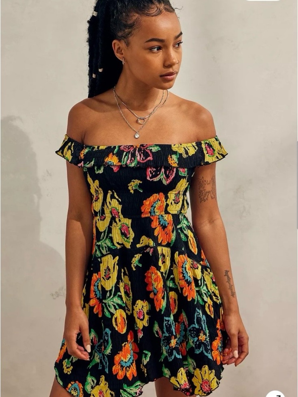 Urban Outfitters Black One-Shoulder Floral Mini Dress